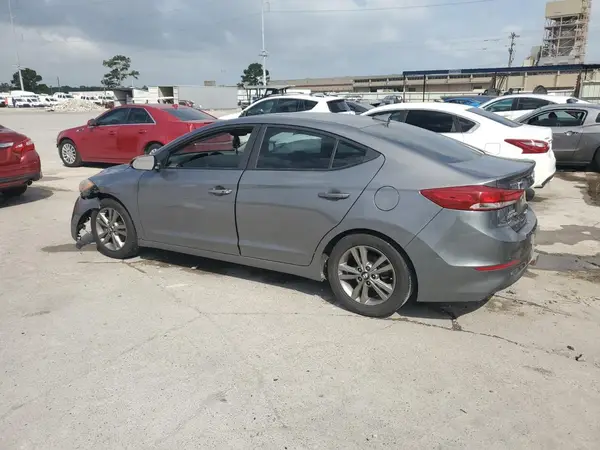 5NPD84LF9JH398492 2018 HYUNDAI ELANTRA - Image 2