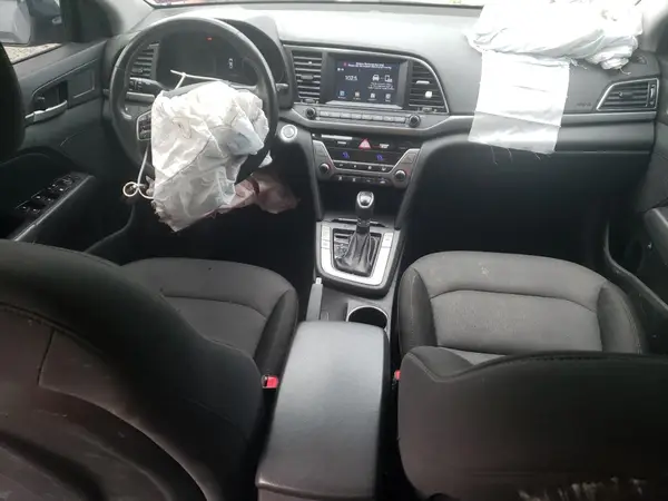 5NPD84LF9JH398699 2018 HYUNDAI ELANTRA - Image 8