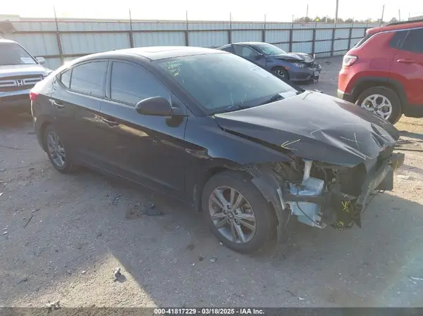 5NPD84LF9JH400256 2018 HYUNDAI ELANTRA - Image 1