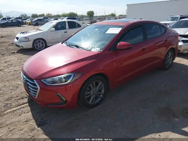 5NPD84LF9JH401486 2018 HYUNDAI ELANTRA - Image 2