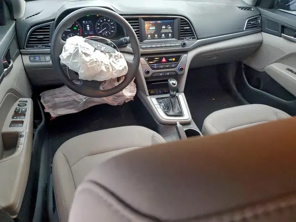 5NPD84LF9JH401990 2018 HYUNDAI ELANTRA - Image 8