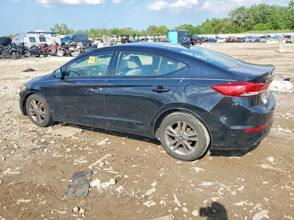 5NPD84LF9JH402279 2018 HYUNDAI ELANTRA - Image 2