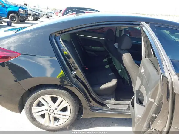 5NPD84LF9KH405684 2019 HYUNDAI ELANTRA - Image 8