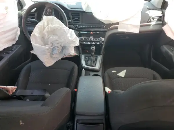 5NPD84LF9KH409184 2019 HYUNDAI ELANTRA - Image 8