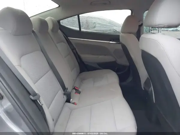 5NPD84LF9KH409380 2019 HYUNDAI ELANTRA - Image 8