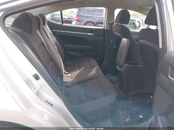 5NPD84LF9KH411100 2019 HYUNDAI ELANTRA - Image 8