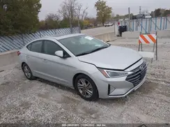 5NPD84LF9KH411582 2019 HYUNDAI ELANTRA