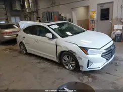 5NPD84LF9KH414000 2019 HYUNDAI ELANTRA