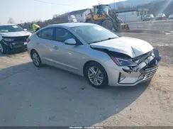 5NPD84LF9KH418953 2019 HYUNDAI ELANTRA