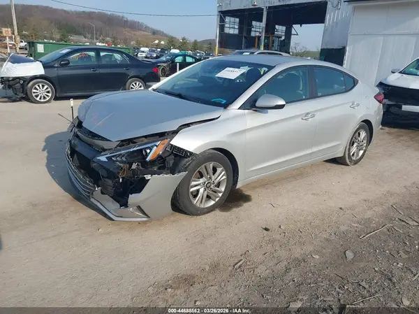 5NPD84LF9KH418953 2019 HYUNDAI ELANTRA - Image 2