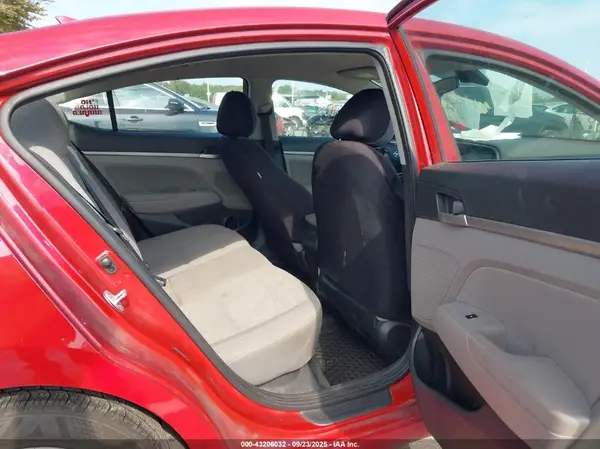 5NPD84LF9KH420315 2019 HYUNDAI ELANTRA - Image 8