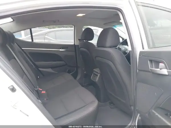 5NPD84LF9KH421531 2019 HYUNDAI ELANTRA - Image 8
