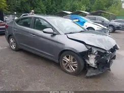 5NPD84LF9KH421822 2019 HYUNDAI ELANTRA