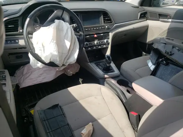 5NPD84LF9KH425241 2019 HYUNDAI ELANTRA - Image 8