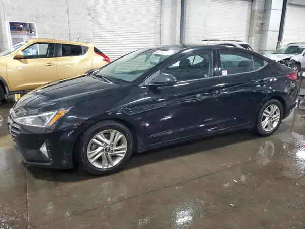 5NPD84LF9KH425384 2019 HYUNDAI ELANTRA - Image 1