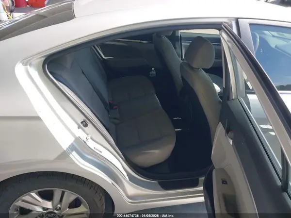 5NPD84LF9KH426129 2019 HYUNDAI ELANTRA - Image 8