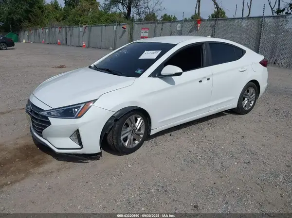5NPD84LF9KH426955 2019 HYUNDAI ELANTRA - Image 2