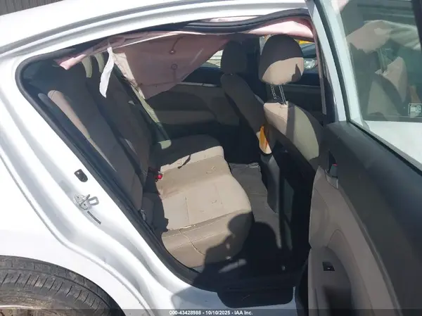 5NPD84LF9KH430195 2019 HYUNDAI ELANTRA - Image 8