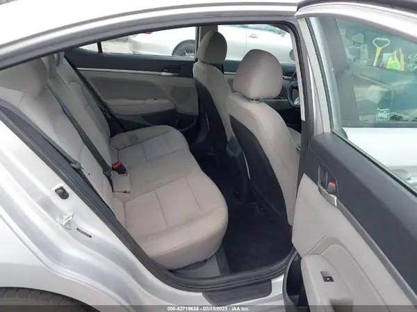 5NPD84LF9KH430374 2019 HYUNDAI ELANTRA - Image 8
