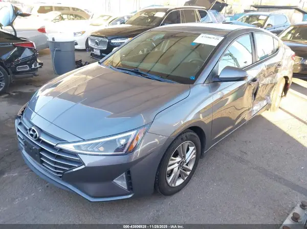 5NPD84LF9KH435882 2019 HYUNDAI ELANTRA - Image 2