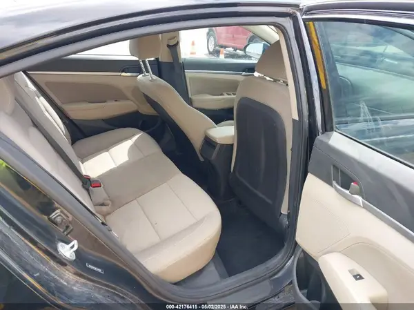 5NPD84LF9KH442881 2019 HYUNDAI ELANTRA - Image 8