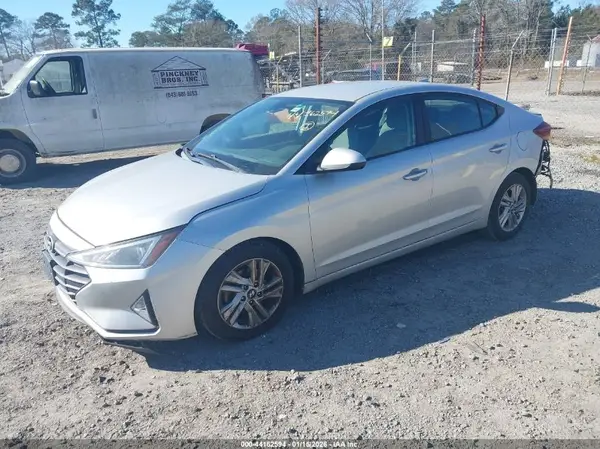 5NPD84LF9KH444615 2019 HYUNDAI ELANTRA - Image 2