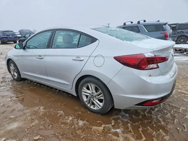 5NPD84LF9KH444890 2019 HYUNDAI ELANTRA - Image 2