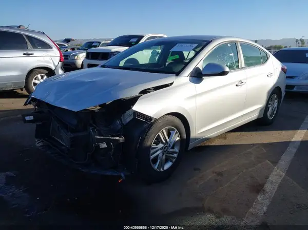 5NPD84LF9KH446865 2019 HYUNDAI ELANTRA - Image 2
