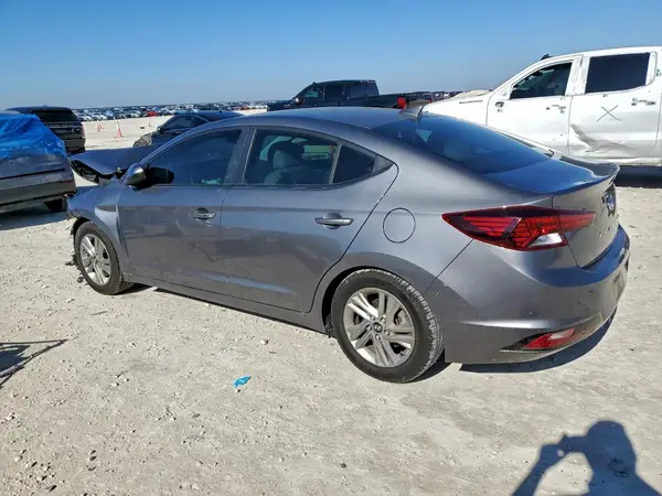 5NPD84LF9KH449880 2019 HYUNDAI ELANTRA - Image 2