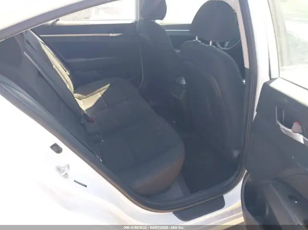 5NPD84LF9KH458935 2019 HYUNDAI ELANTRA - Image 8