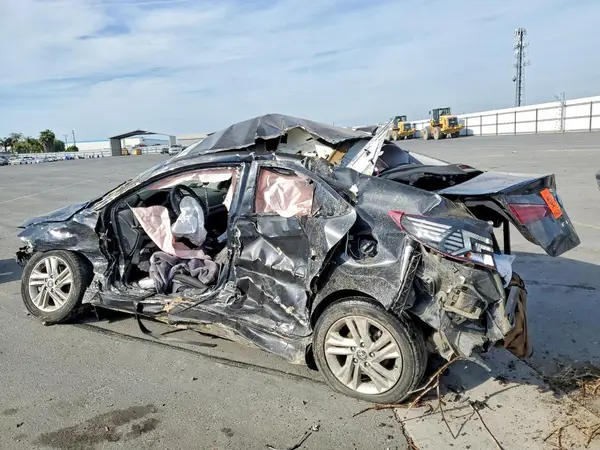 5NPD84LF9KH459681 2019 HYUNDAI ELANTRA - Image 2