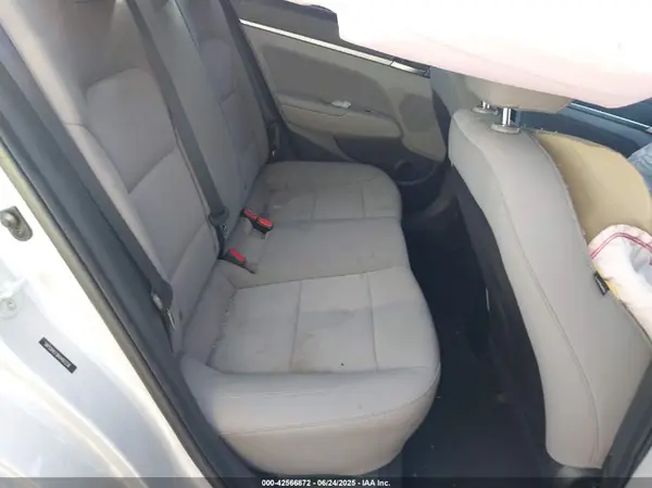 5NPD84LF9KH461236 2019 HYUNDAI ELANTRA - Image 8