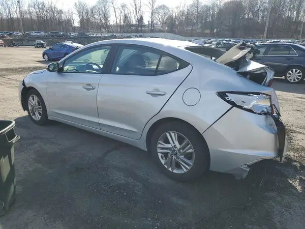 5NPD84LF9KH462175 2019 HYUNDAI ELANTRA - Image 2