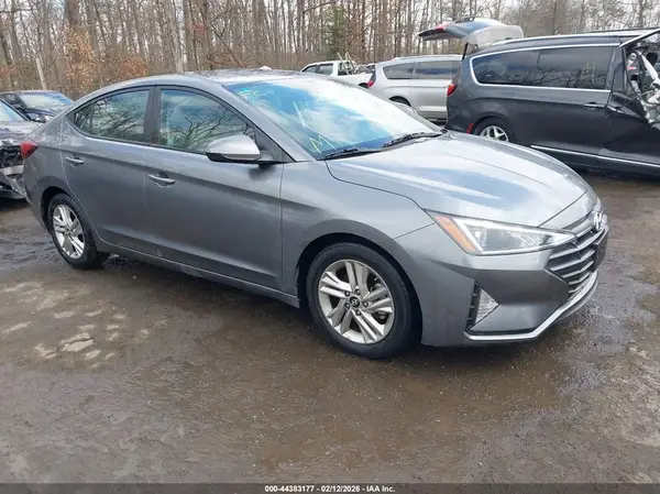 5NPD84LF9KH464556 2019 HYUNDAI ELANTRA - Image 1