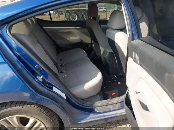 5NPD84LF9KH468140 2019 HYUNDAI ELANTRA - Image 8