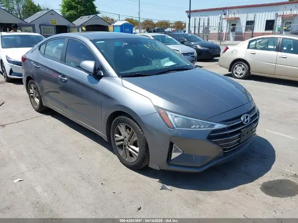 5NPD84LF9KH471782 2019 HYUNDAI ELANTRA - Image 1
