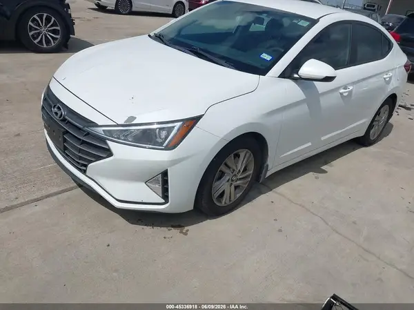 5NPD84LF9KH476688 2019 HYUNDAI ELANTRA - Image 2