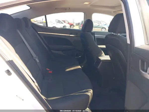5NPD84LF9KH478070 2019 HYUNDAI ELANTRA - Image 8