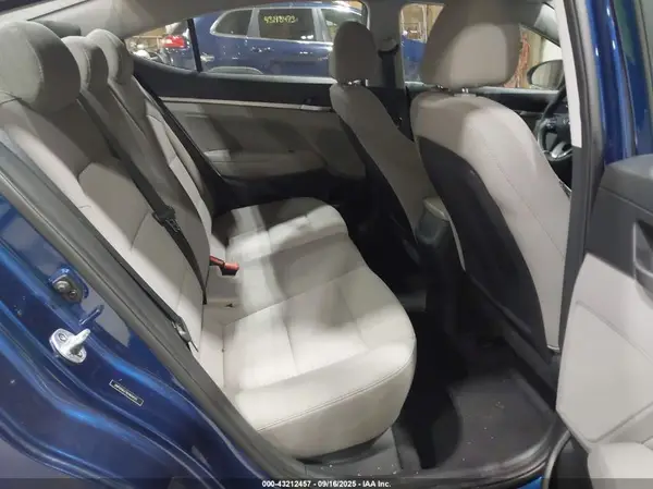 5NPD84LF9KH484533 2019 HYUNDAI ELANTRA - Image 8
