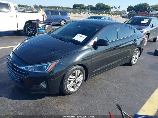 5NPD84LF9KH492356 2019 HYUNDAI ELANTRA - Image 2