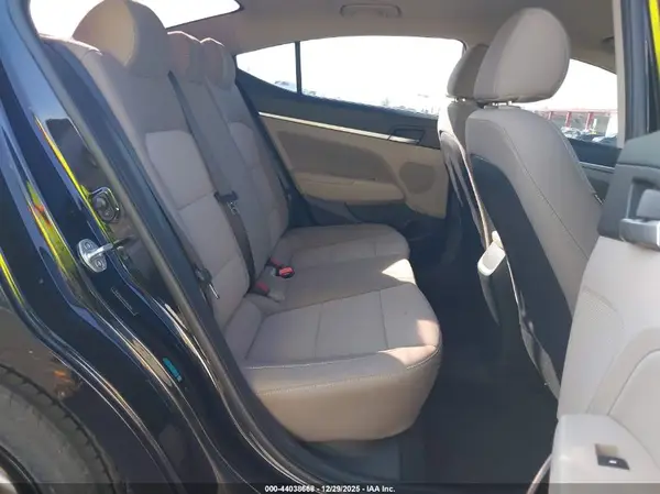 5NPD84LF9KH492356 2019 HYUNDAI ELANTRA - Image 8