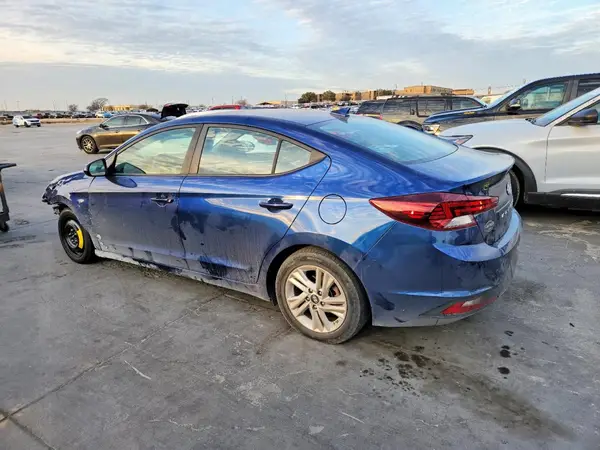 5NPD84LF9KH497640 2019 HYUNDAI ELANTRA - Image 2