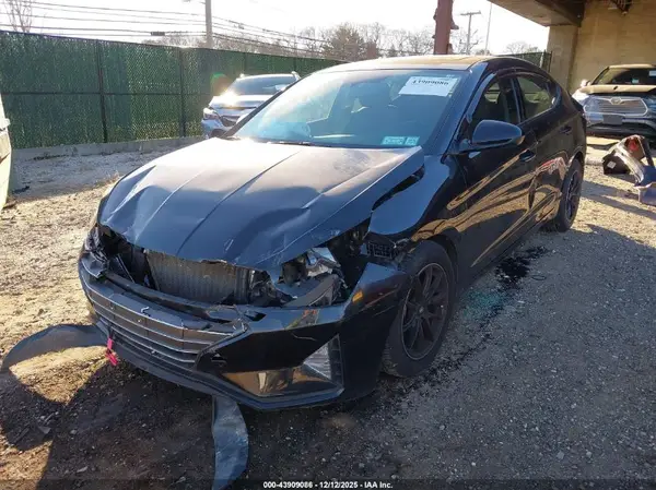 5NPD84LF9LH519041 2020 HYUNDAI ELANTRA - Image 2