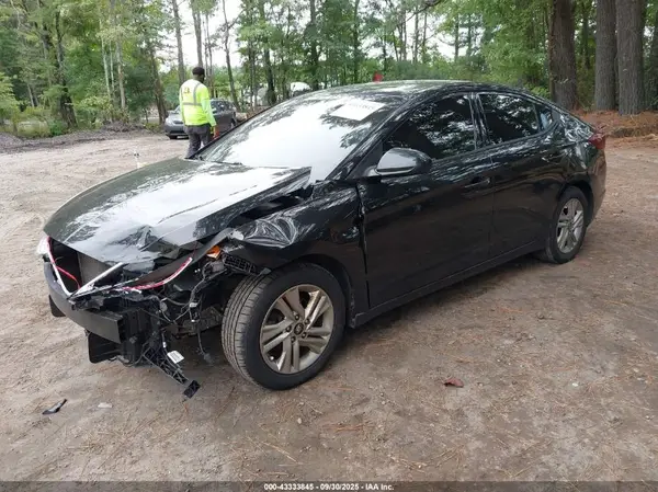 5NPD84LF9LH520545 2020 HYUNDAI ELANTRA - Image 2