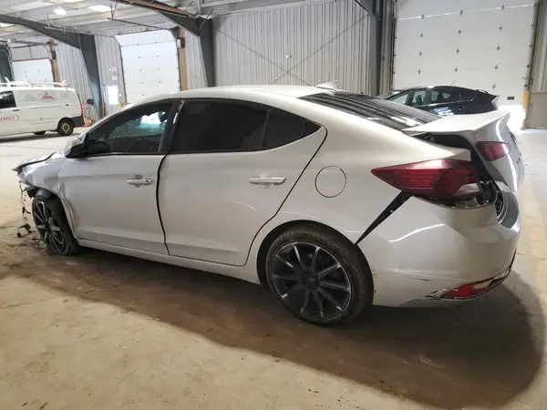 5NPD84LF9LH535563 2020 HYUNDAI ELANTRA - Image 2