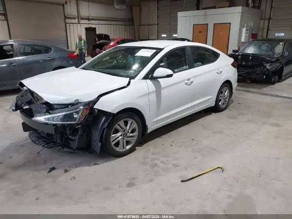 5NPD84LF9LH538575 2020 HYUNDAI ELANTRA - Image 2