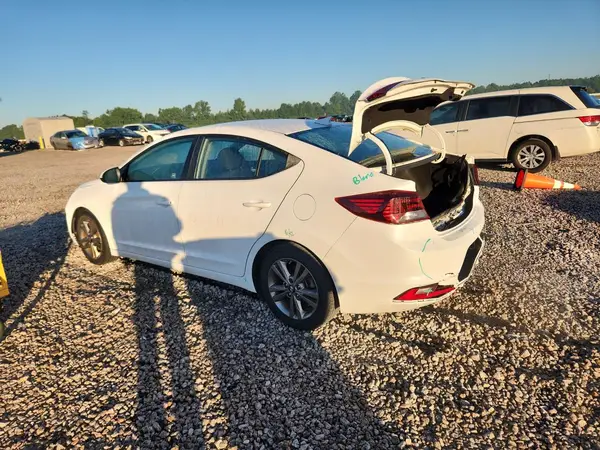 5NPD84LF9LH542948 2020 HYUNDAI ELANTRA - Image 2