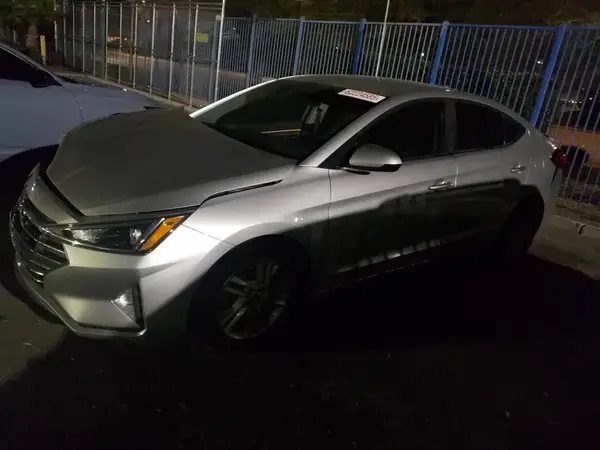 5NPD84LF9LH559815 2020 HYUNDAI ELANTRA - Image 1