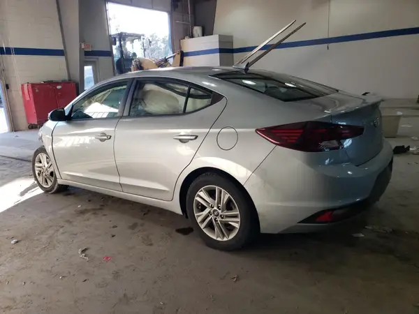 5NPD84LF9LH560902 2020 HYUNDAI ELANTRA - Image 2