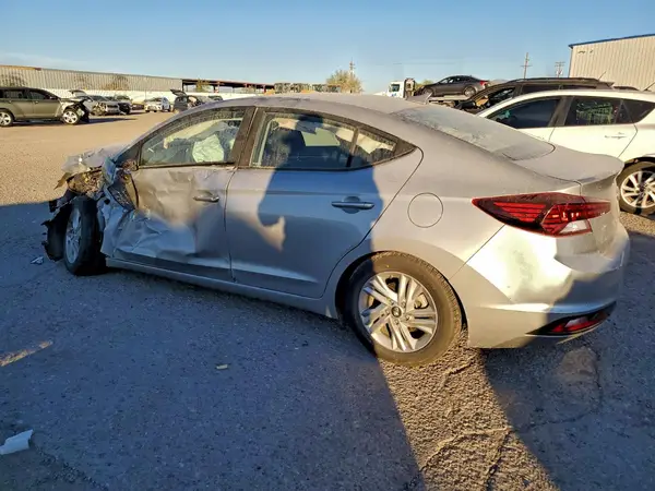 5NPD84LF9LH566828 2020 HYUNDAI ELANTRA - Image 2